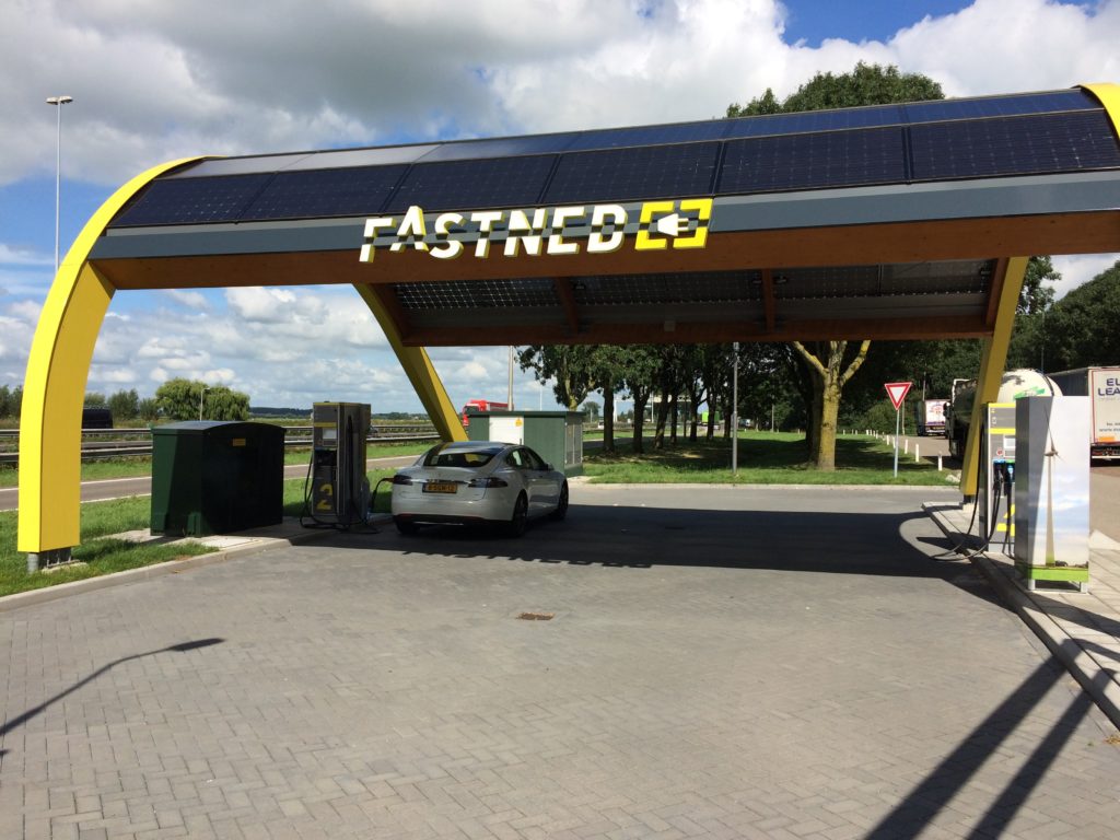 Charging at Fastned